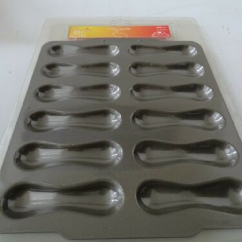 EuroForm Cak'Art Metalurgica Eclairs 12 Cavity Cake Pan